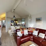 Blue Anchor Retreat, The Bay, Two Bedrooms With Ensuites, Parking For 2 Cars, 2 Dogs Welcome בית נופש