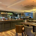 Blue Anchor Retreat, The Bay, Two Bedrooms With Ensuites, Parking For 2 Cars, 2 Dogs Welcome Filey