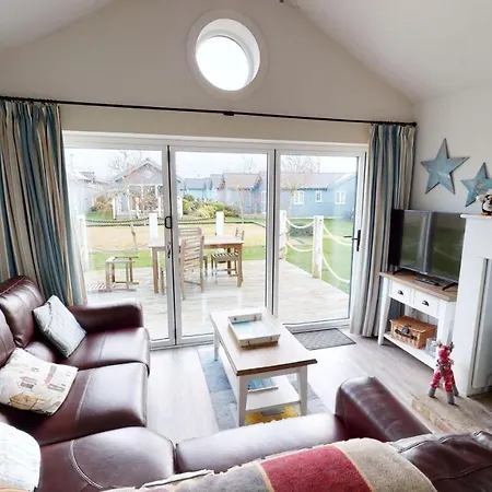 Blue Anchor Retreat At The Bay Filey, Sleeps 4, 2 Dogs Welcome For Free Too Ferienhaus *