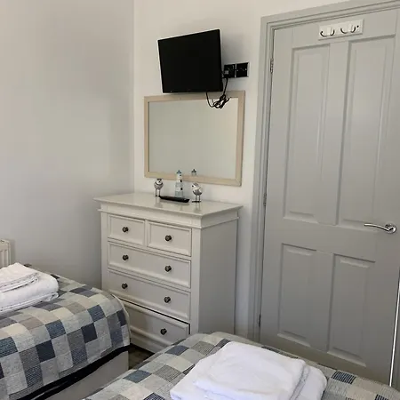 Blue Anchor Retreat At The Bay Filey, Sleeps 4, 2 Dogs Welcome For Free Too Ferienhaus