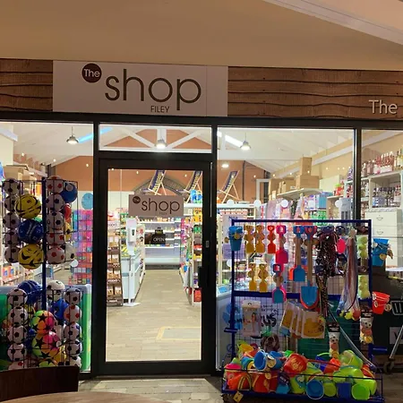 Blue Anchor Retreat At The Bay Filey, Sleeps 4, 2 Dogs Welcome For Free Too Ferienhaus